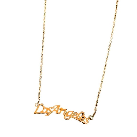 NWT L.A. Hearts Gold Tone Los Angeles Monogram Pendant Chain Necklace - Picture 2 of 8